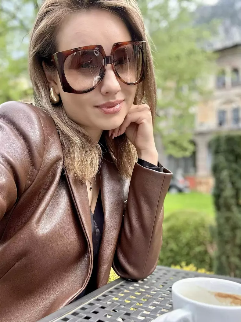 emilia dorobantu 4