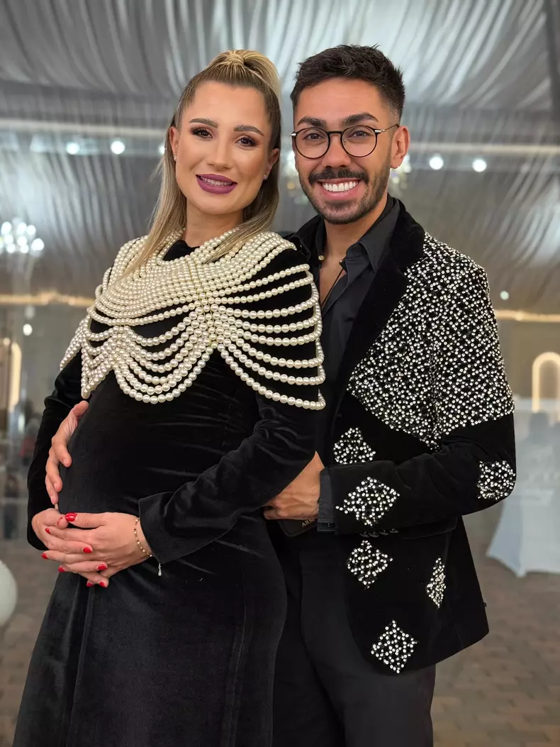 claudia puican insarcinata si armin nicoara