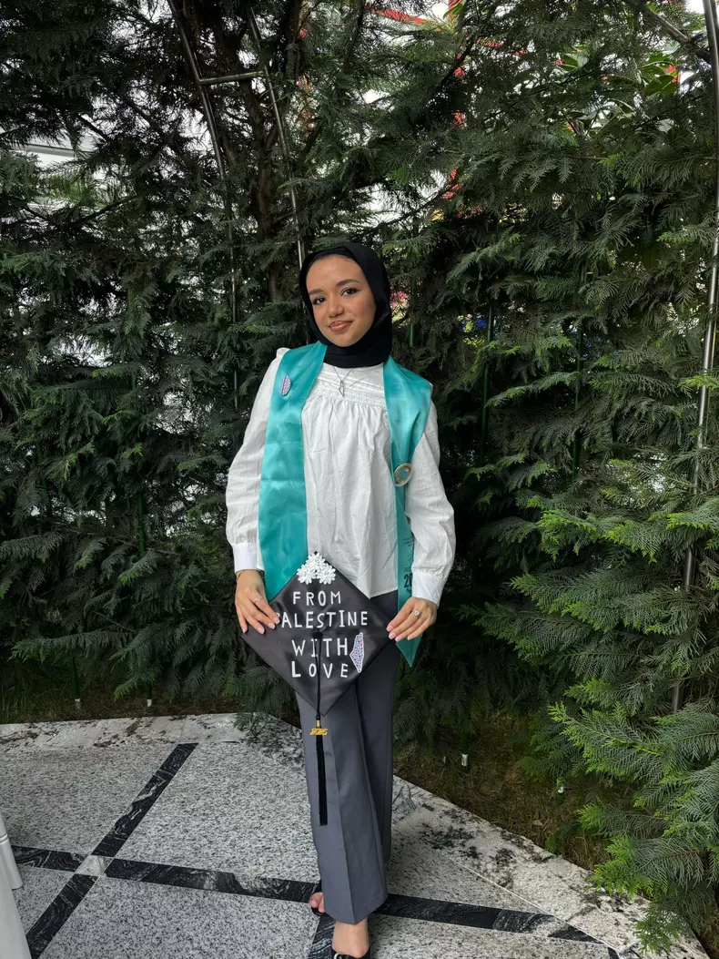 Farah Hasanain-1