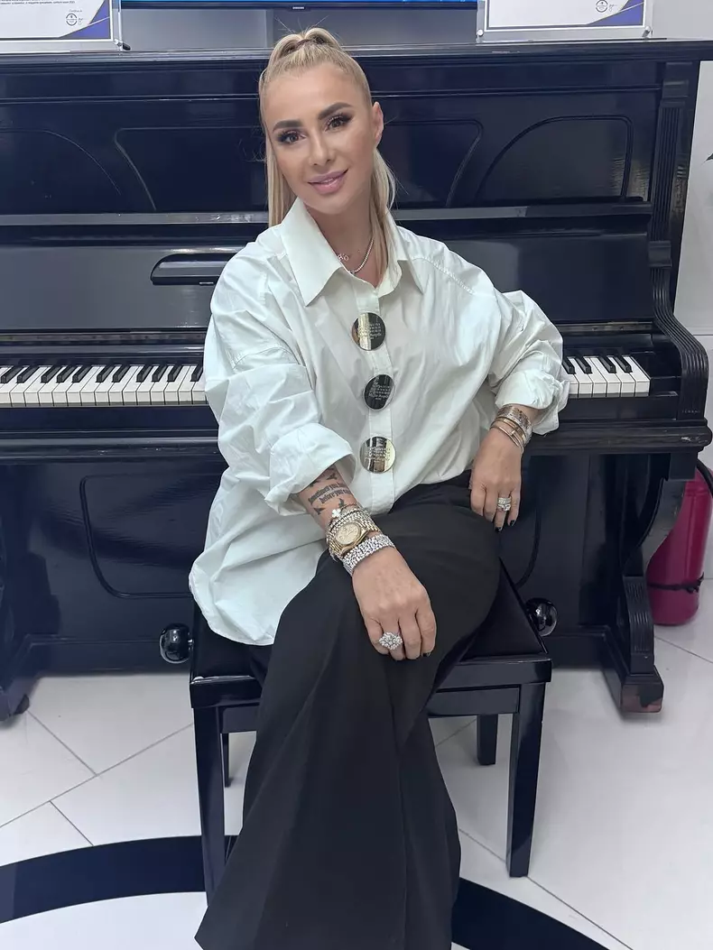 555704542_18530945443029275_4425315669550022430_n