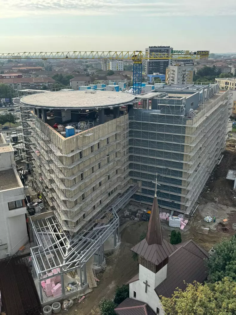 571602433_808906435442451_2528460756820063169_n