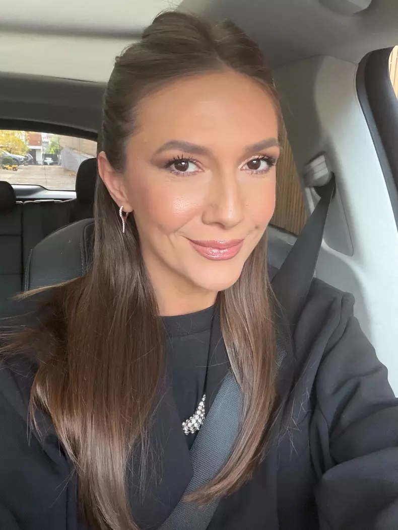 adela popescuu2
