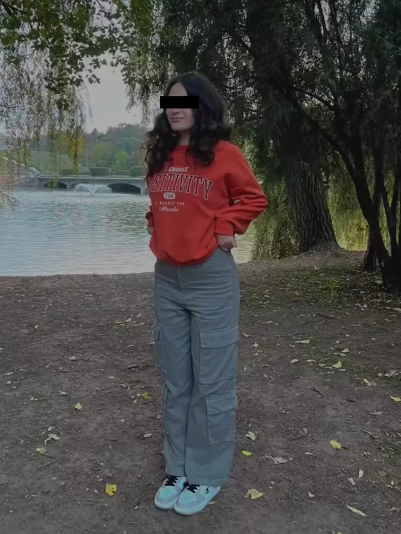 alexandra-1-2