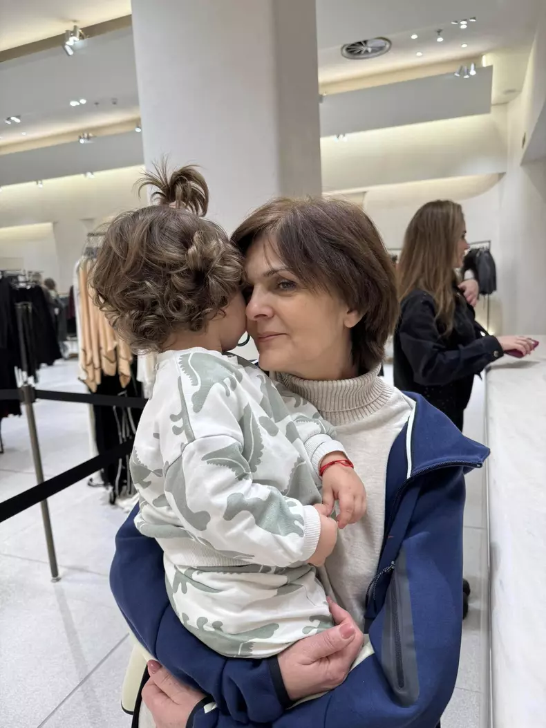 theo-rose-6