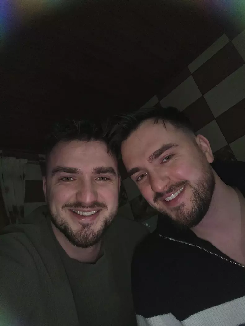 frații Beniamin și Iosif Graur6