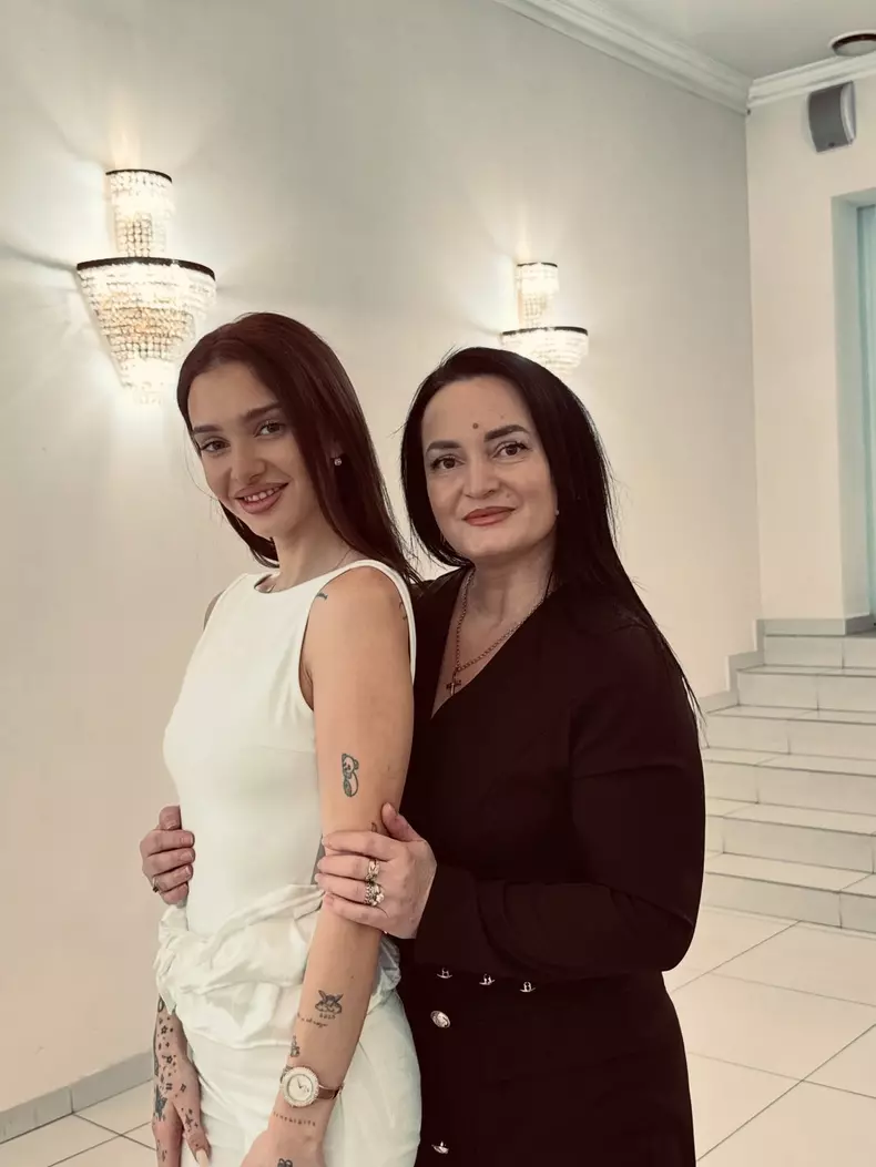 Olga Verbițchi si mama ei2