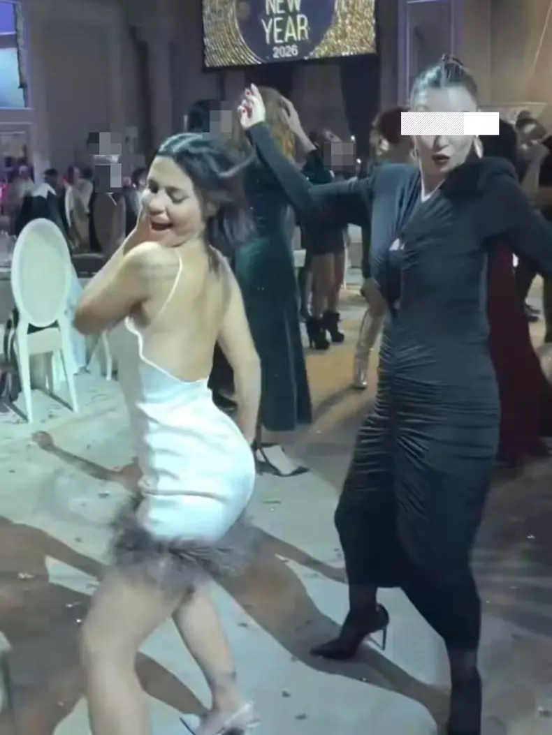 petrecere revelion2