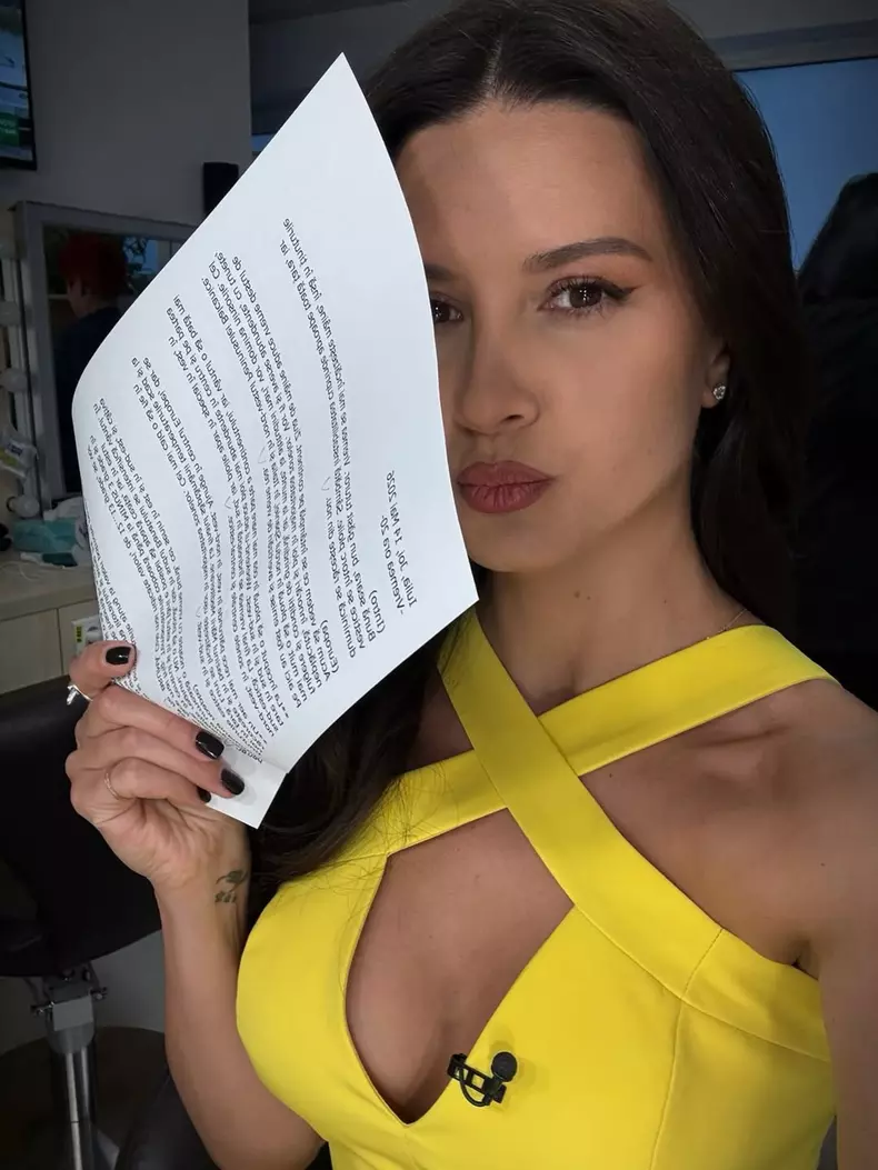 Iulia Pârlea8