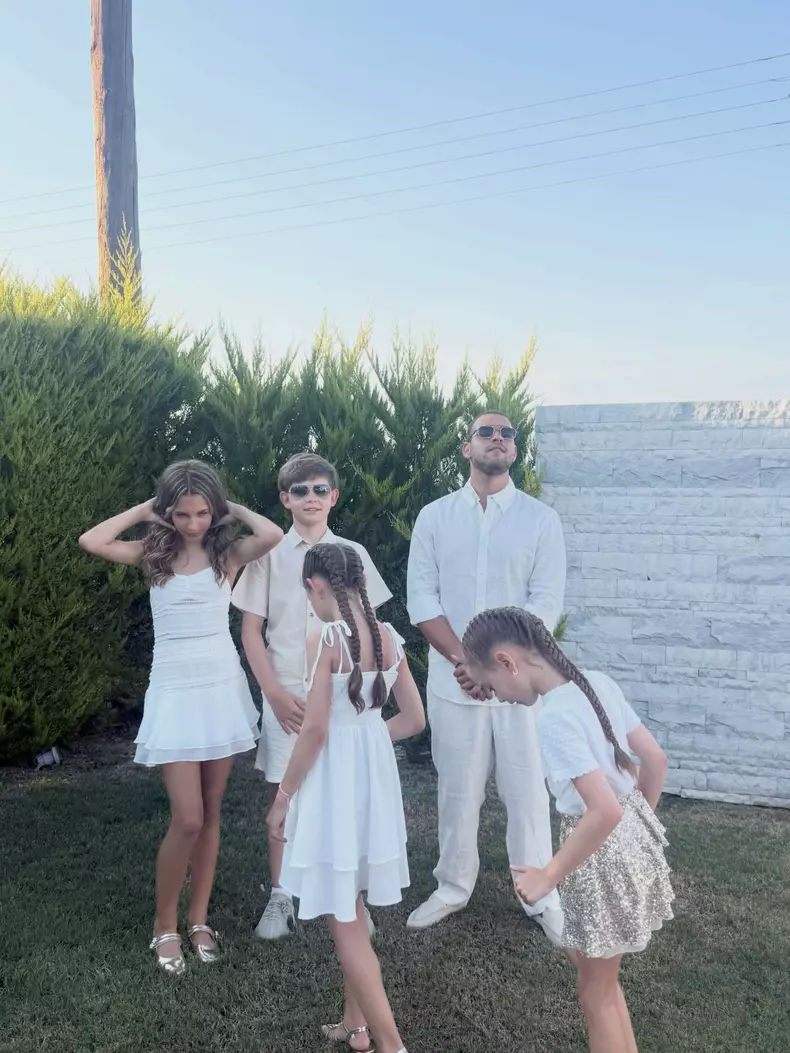 valentina pelinel familie4