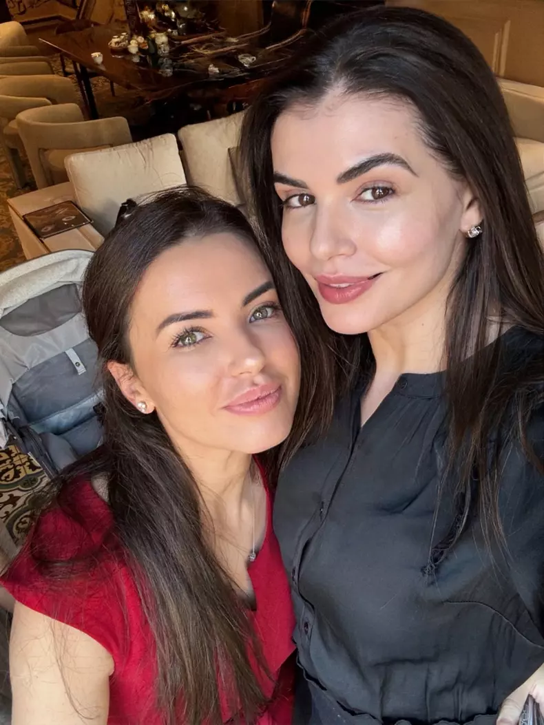 Monica Gabor Mădălina Apostol1