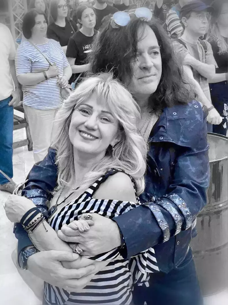 Paula si noul ei iubit