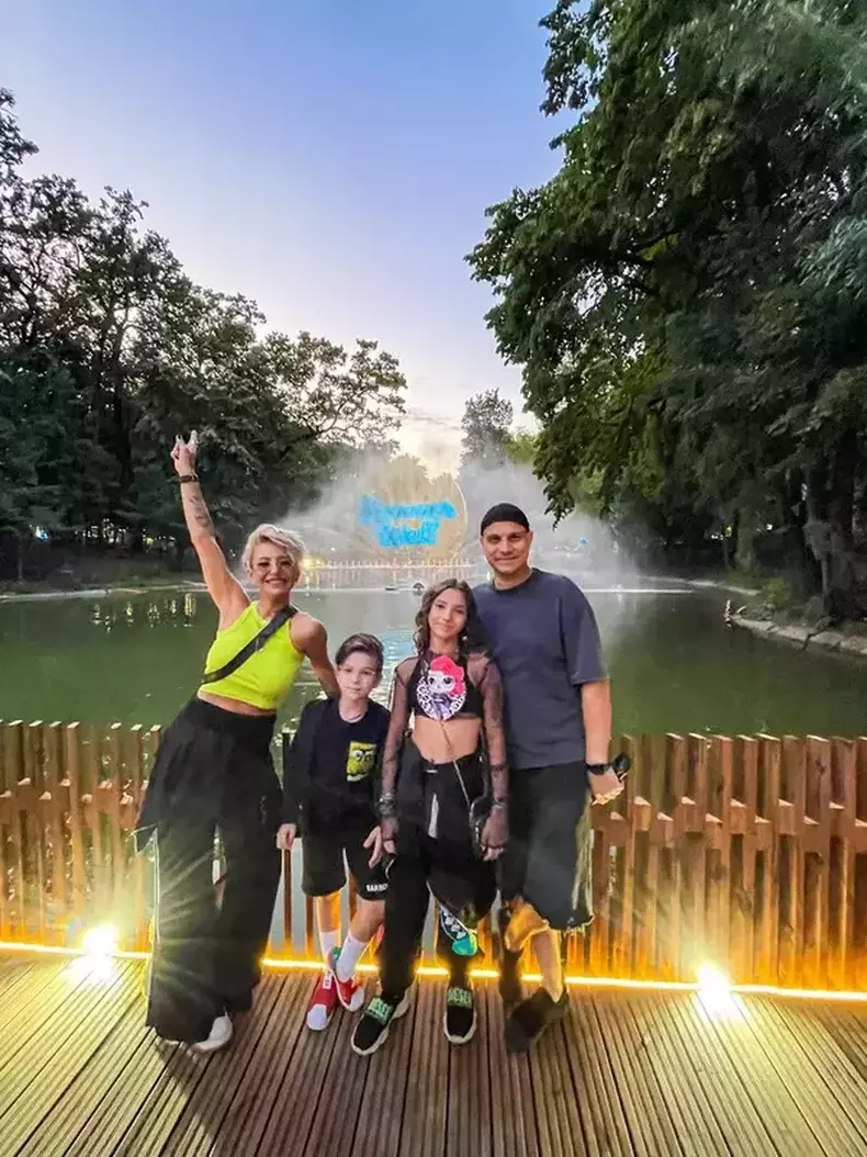 giulia si vlad america copii