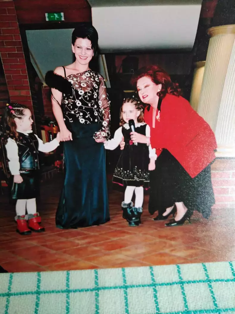 elena-cu-fetele-si-stela-popescu