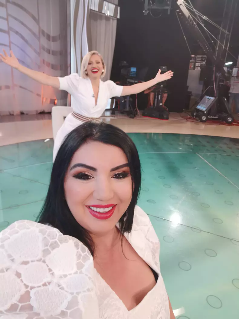 adriana-bahmuteanu-concurentii-de-la-splash-vedete-la-apa-3