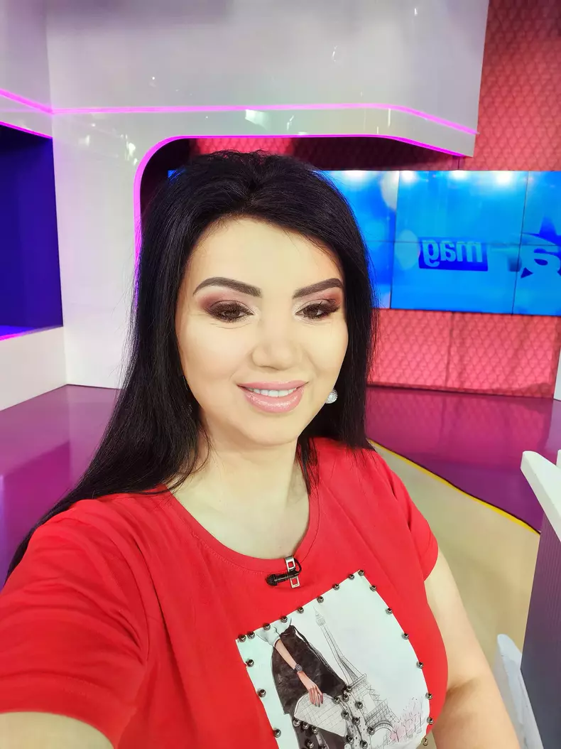 adriana-bahmuteanu-4