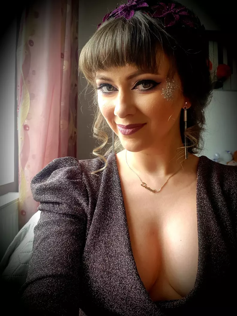 cine-este-Diana-Delis-5