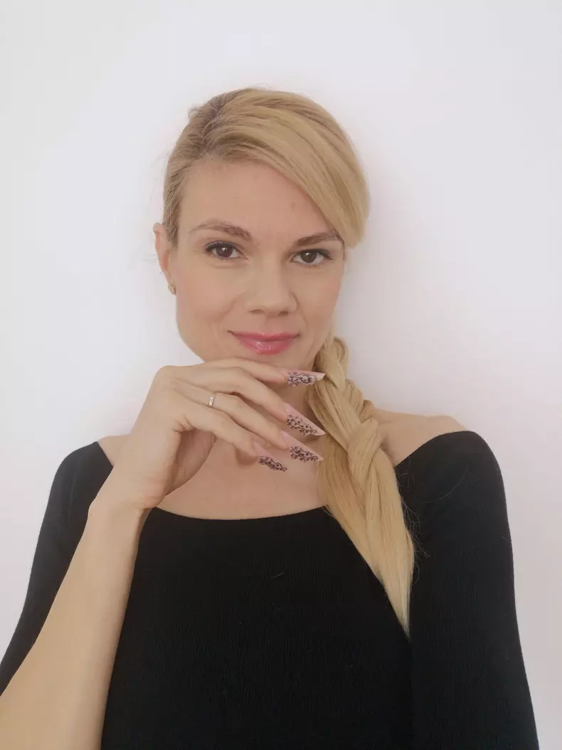 cine-este-sotia-lui-radu-pietreanu-7