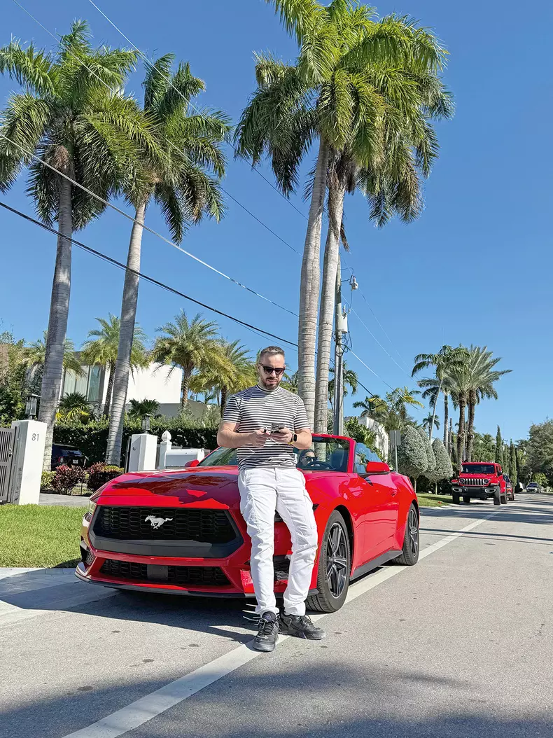 Cezar in Star Palm Island