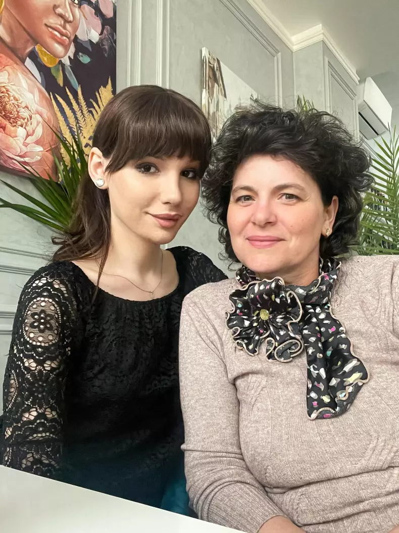 cine-este-daria-jane-12