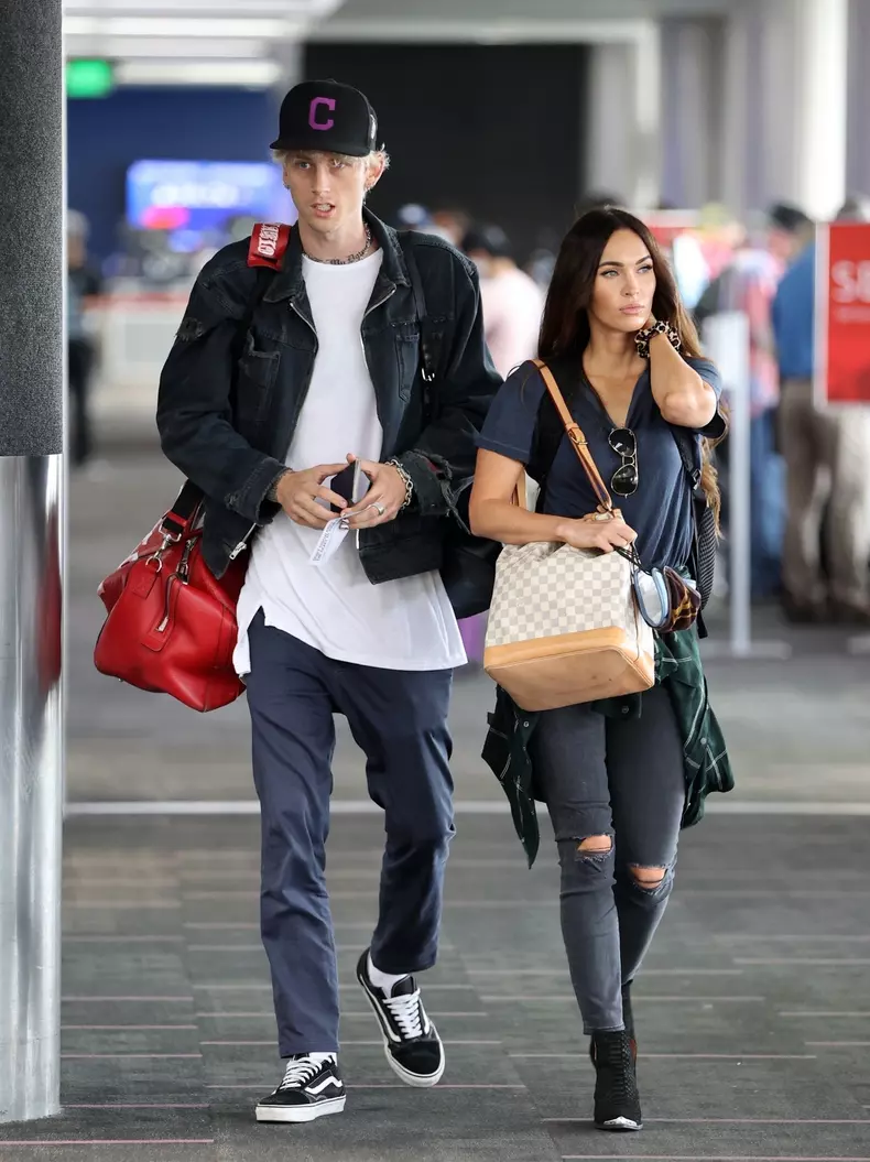 *PREMIUM-EXCLUSIVE* Megan Fox and Machine Gun Kelly arrive at LAX airport together for what appears to be their first romantic weekend away as a new couple *Web Embargo until 12:40 Pm EDT on June 30, 2020*