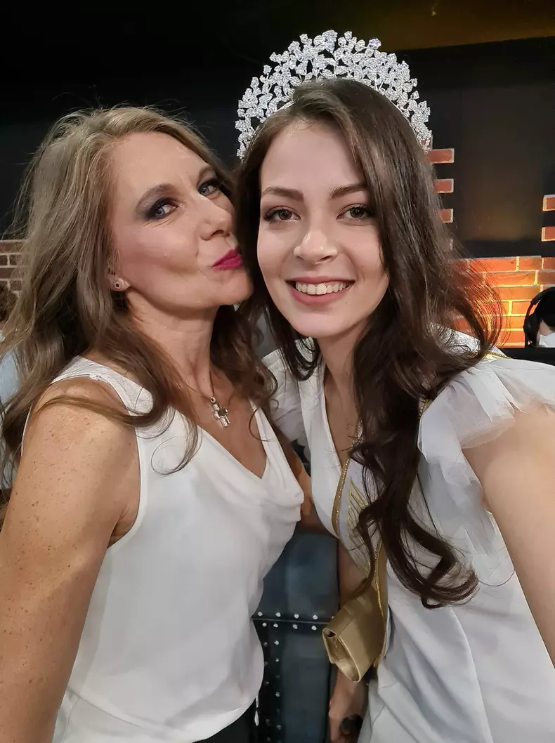 240391685_4464108630307904_7766755967148333174_n-2