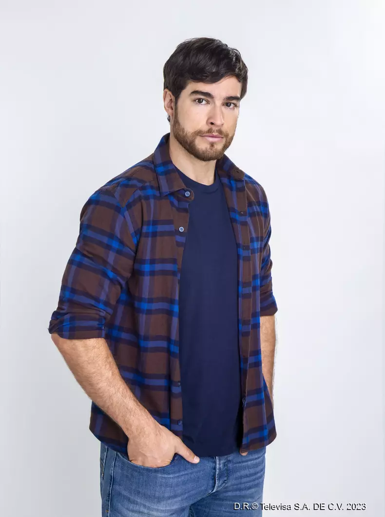 Danilo Carrera, din Dragoste de neinvins, noul serial de la Acasa TV