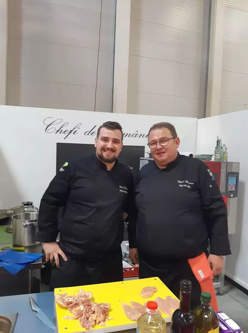 72348473_2469985739716397_3276407332078092288_o