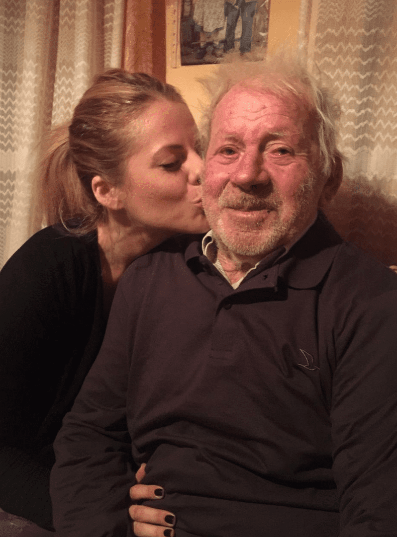 roxana-hulpe-si-bunicul-1