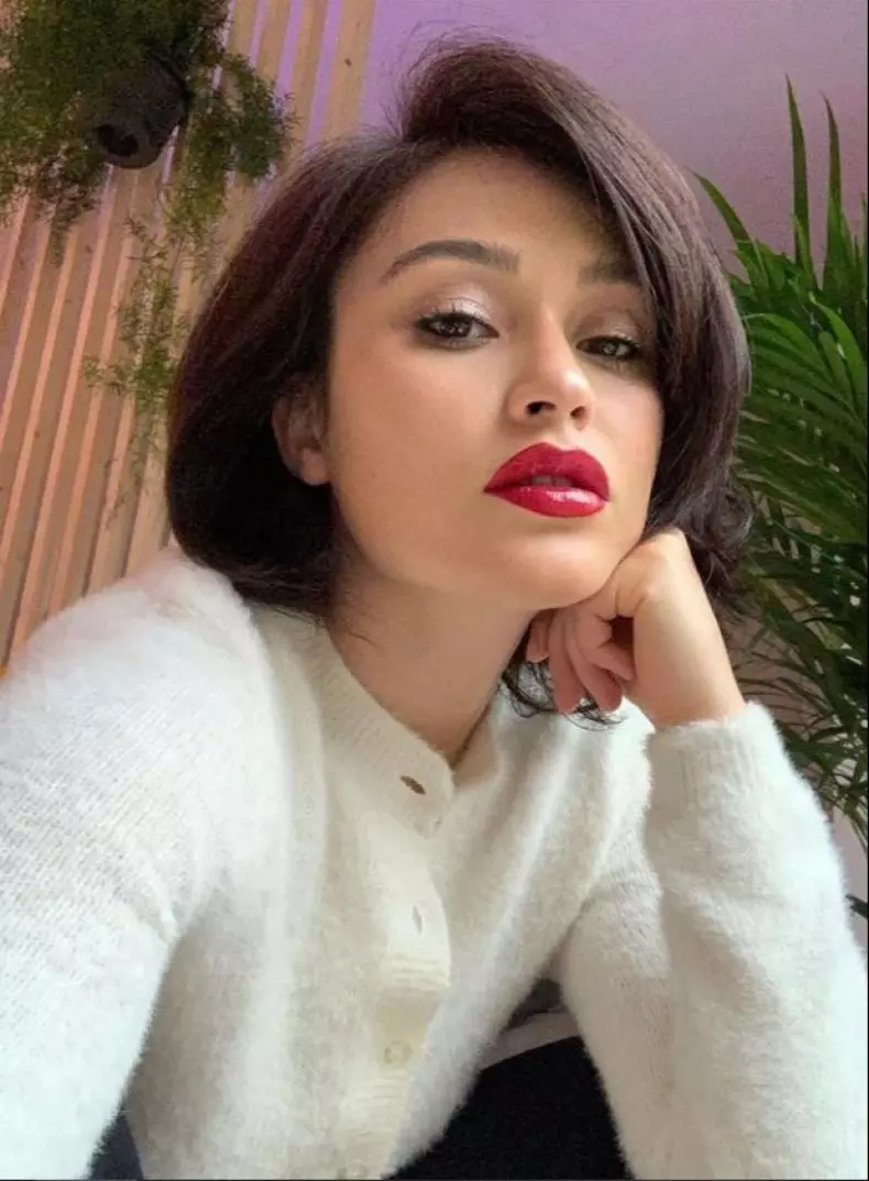 irina-rimes-crop-1613126379