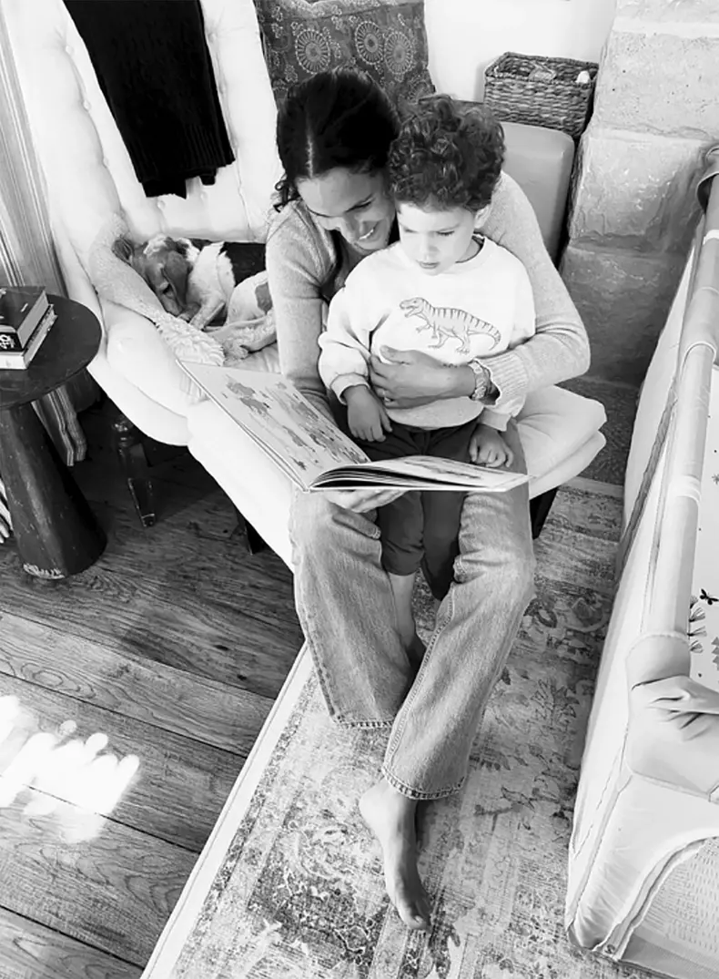 Fotografiile cu Archie și Lilibet pe care prințul Harry și Meghan Markle le-au ținut ascunse până acum. Ce detalii au ieșit la iveală