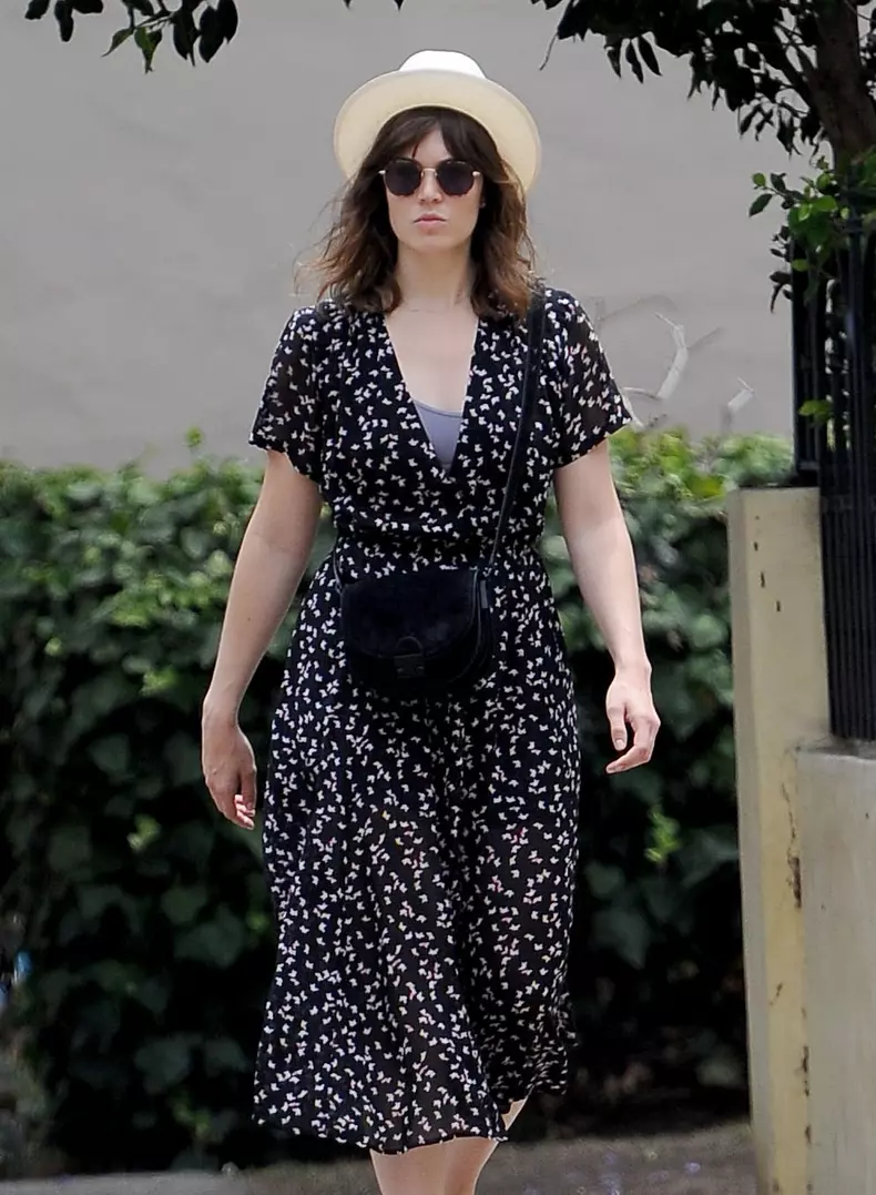 Exclusive... Mandy Moore Seen At Earthbar In WeHo