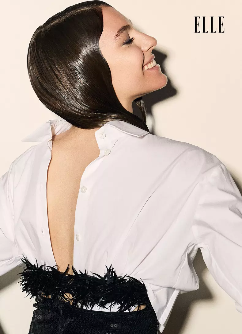 IULIA MORA, nominalizată la categoria BEST MODEL