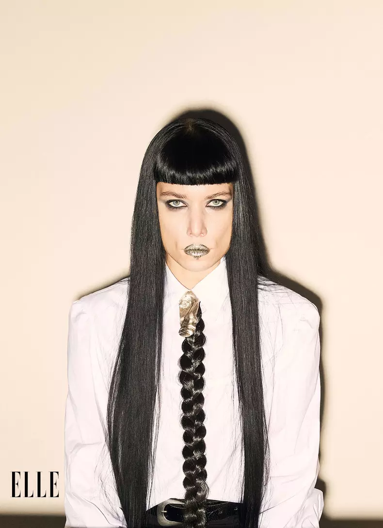 CORINA SUCAROV, nominalizată la categoria BEST EMERGING ARTIST