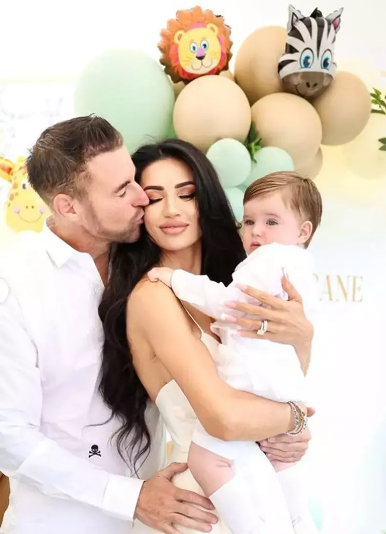 andreea-sasu-fiu-sot4