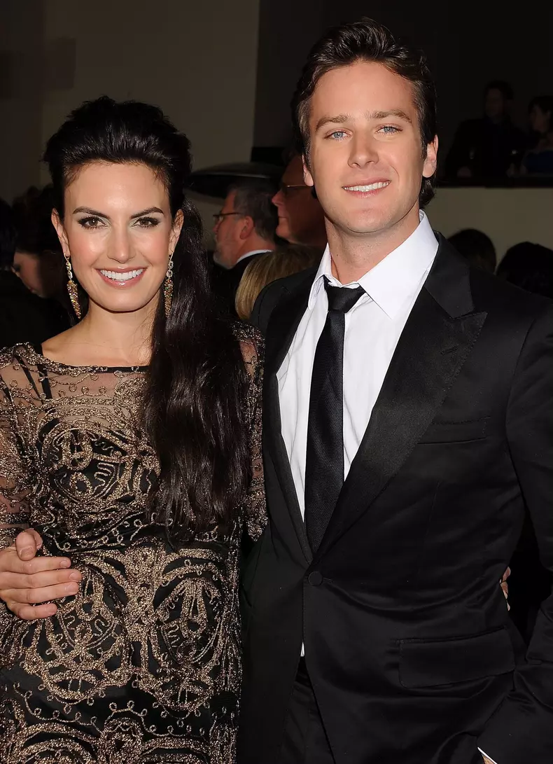 Armie Hammer a divorțat oficial de Elizabeth Chambers