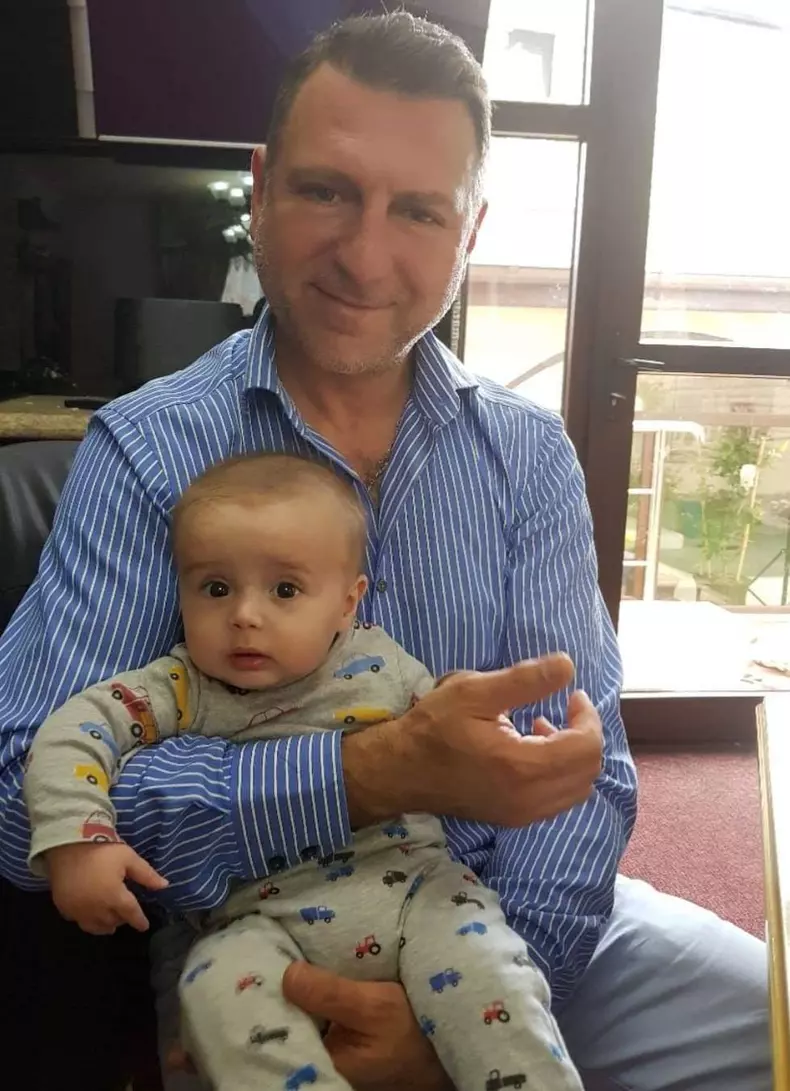 Christian Sabbagh  are 4 copii