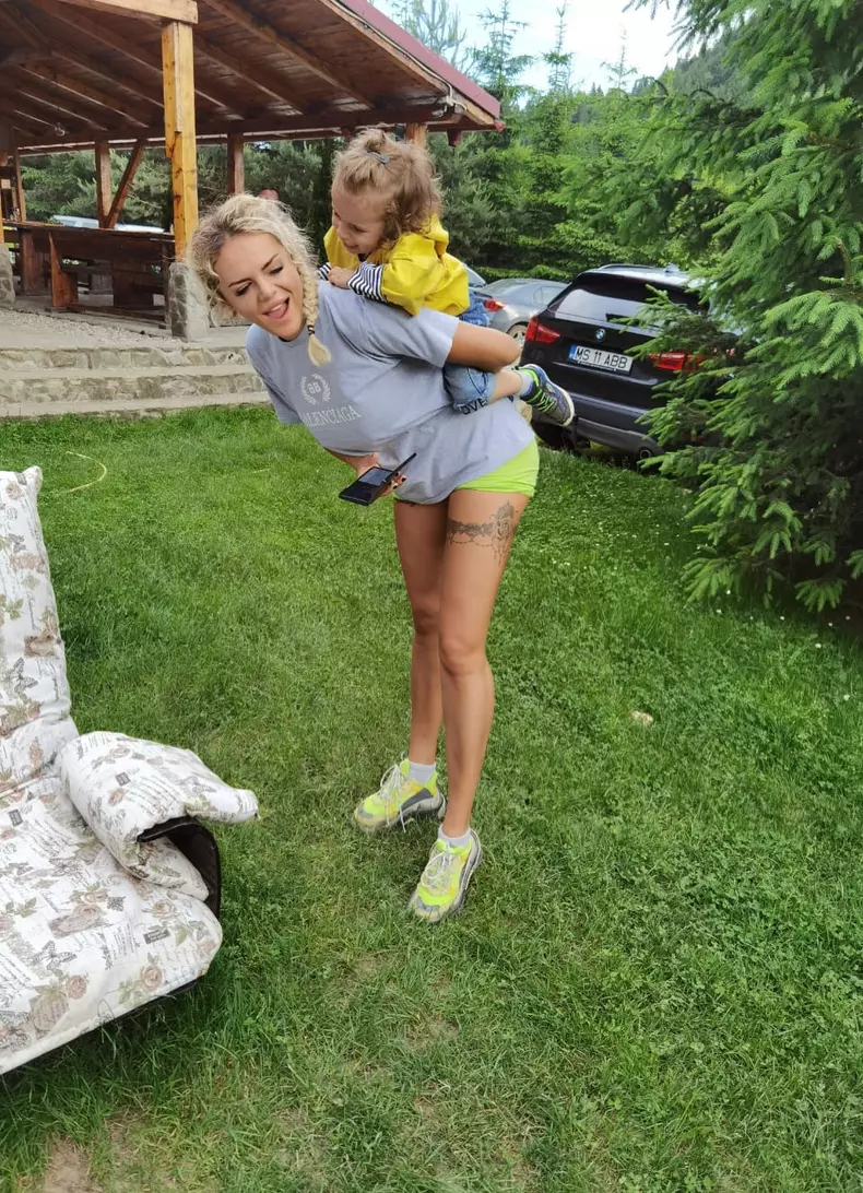 Simona_2