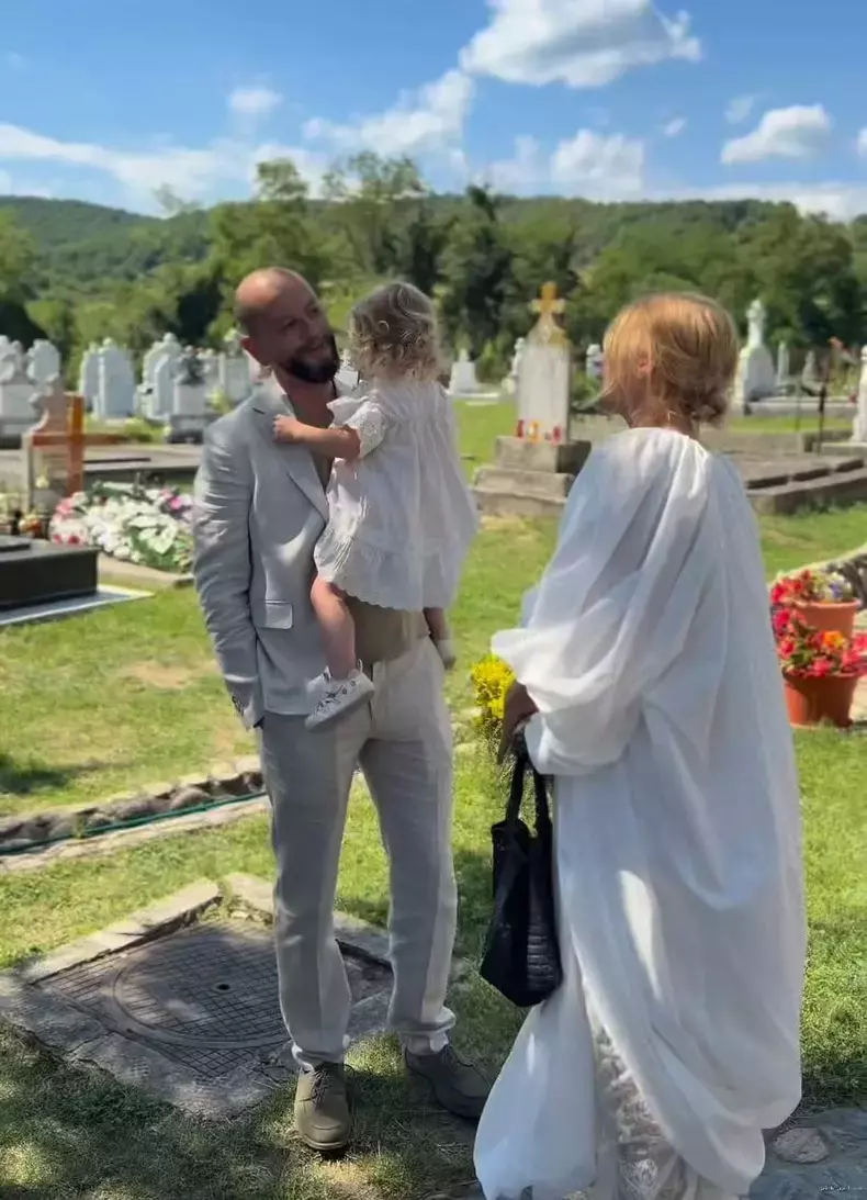 Victoria Raileanu și Adrian Ștefănescu s-au căsătorit9