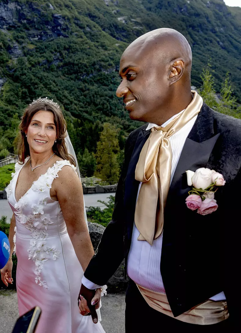Princess Martha Louise of Norway and American Shaman Durek arrive at their wedding party