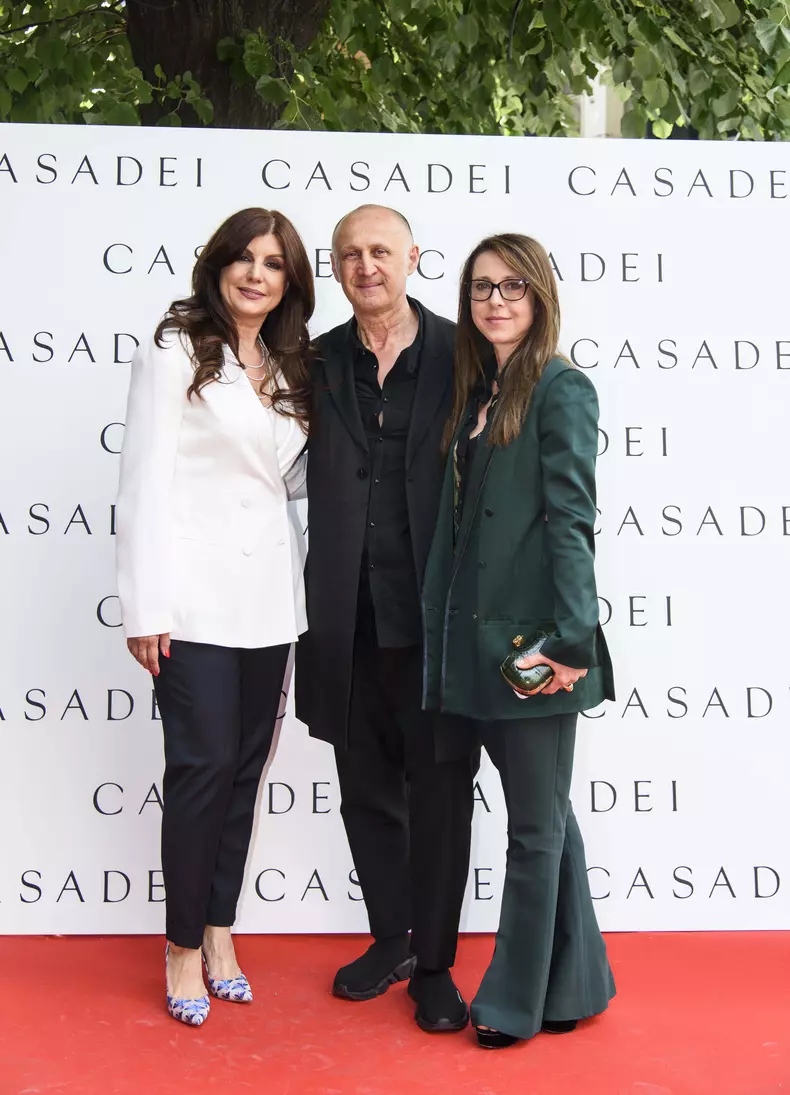 Carmen Seitan, Cesare Casadei si sotia lui, Alessandra Regattieri