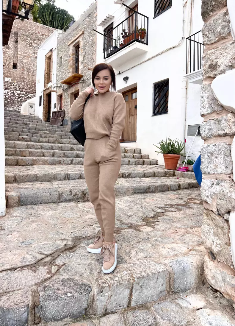 carmen-de-la-salciua-4