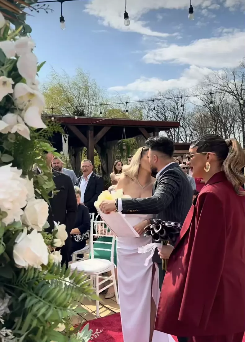Simona Butură soț cununie civilă gender reveal5