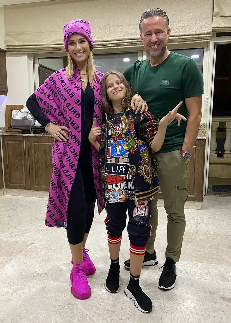 anamaria-prodan-laurentiu reghecampf-copil7