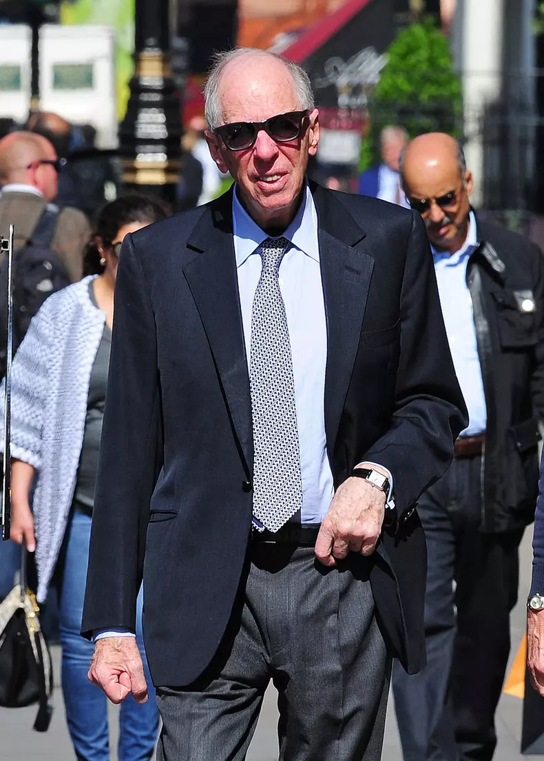 EXC - JACOB JR ROTHSCHILD IS SPOTTED WITH A COMPANION WALKING DOWN MOUNT STREET AND INTO THE RUBANICI STORE IN CENTRAL LONDON.