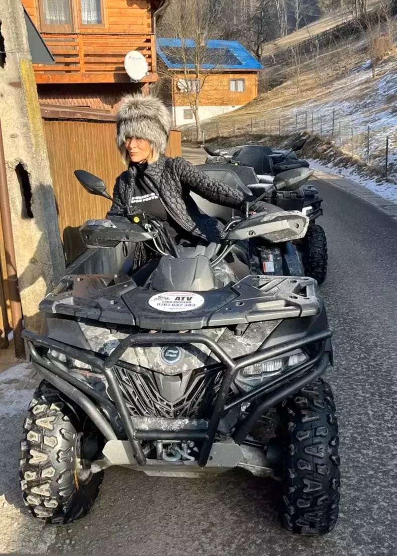 romanita iovan 9000