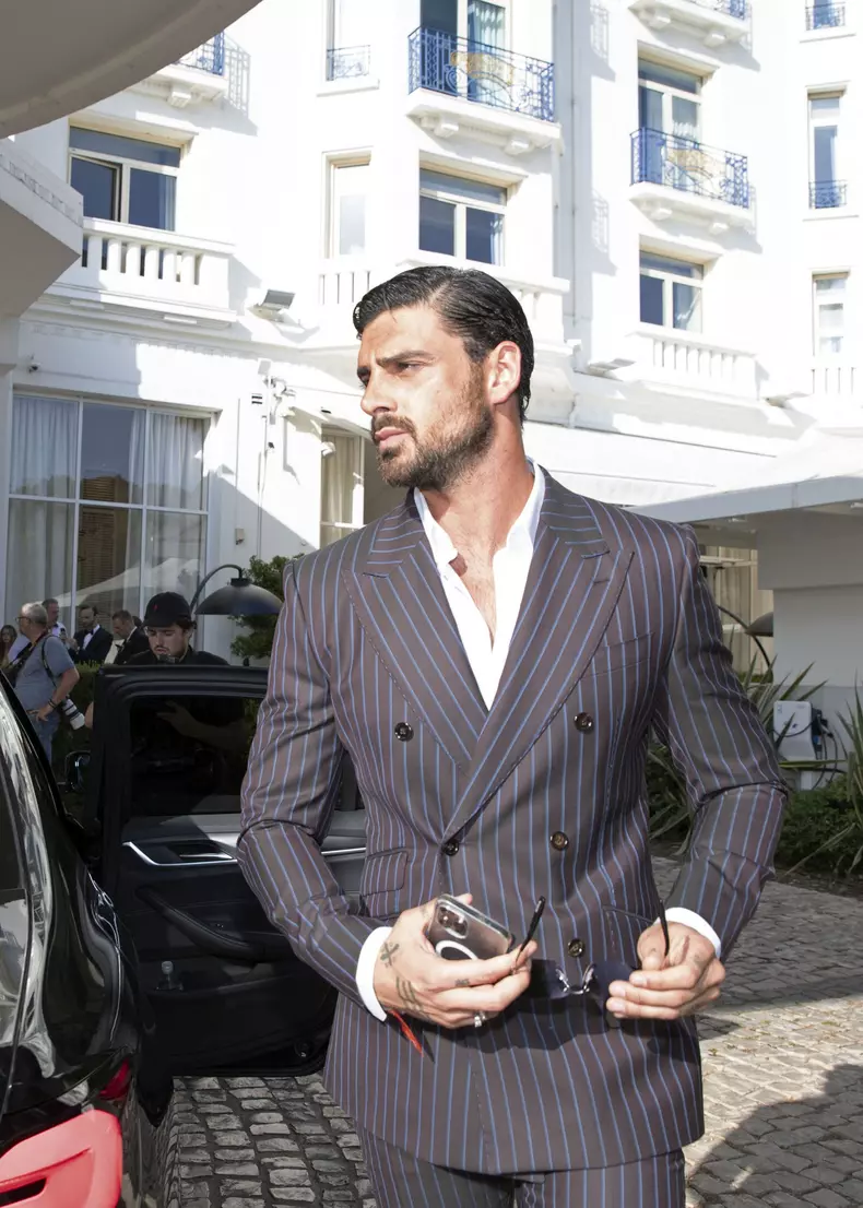 Exclusif - Les stars aux abords de l'hôtel "Martinez" lors du 75ème Festival International du Film de Cannes