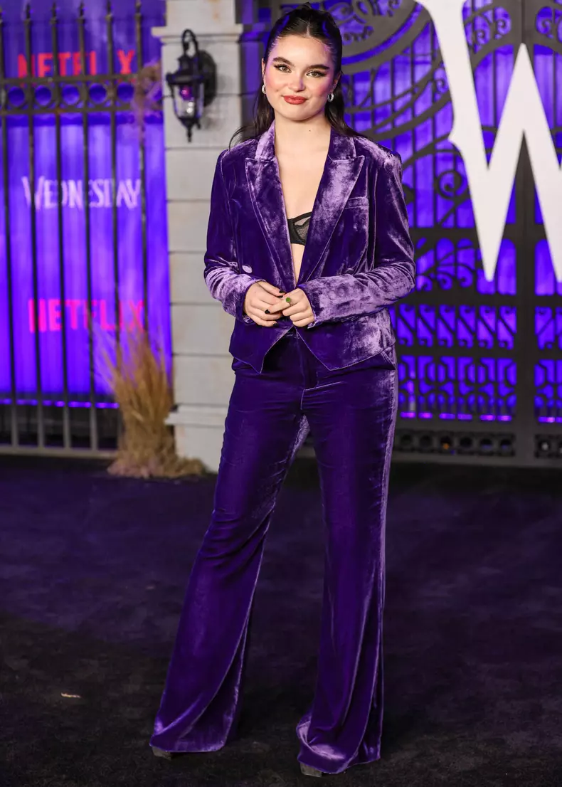 Landry Bender sosește la premiera mondială a sezonului 1 din "Wednesday" de la Netflix