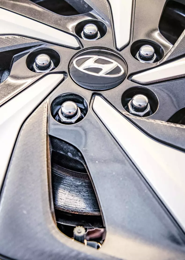 220413_DSC0702_AB_Hyundai-Ionic-Hybrid_04.22cOlaf-TammFOTO