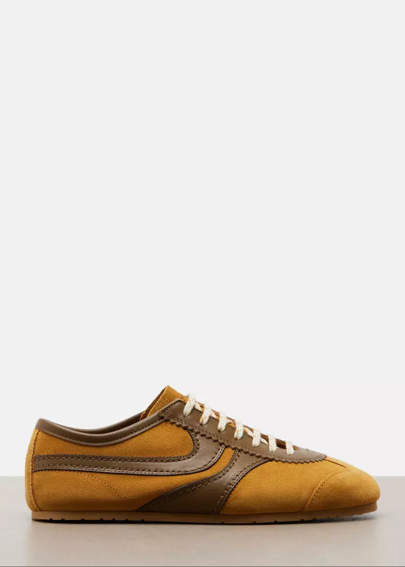 Sneakers din piele întoarsă, Dries van Noten, 445 euro, wwwmytheresacom