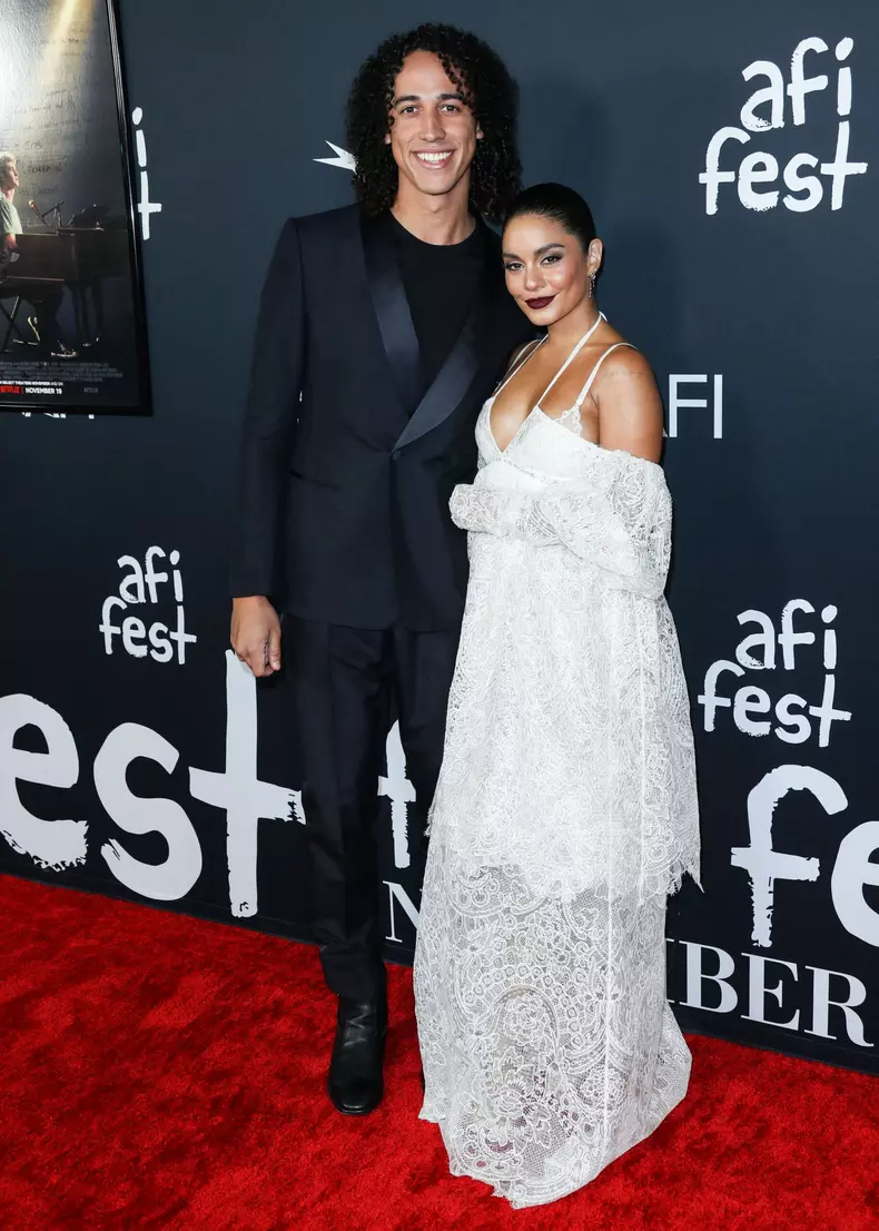 Cole Tucker si Vanessa Hudgens, la premiera „Tick, Tick...BOOM!”